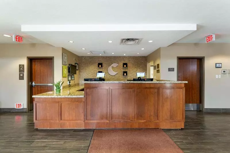 Отель Comfort Suites Carlsbad