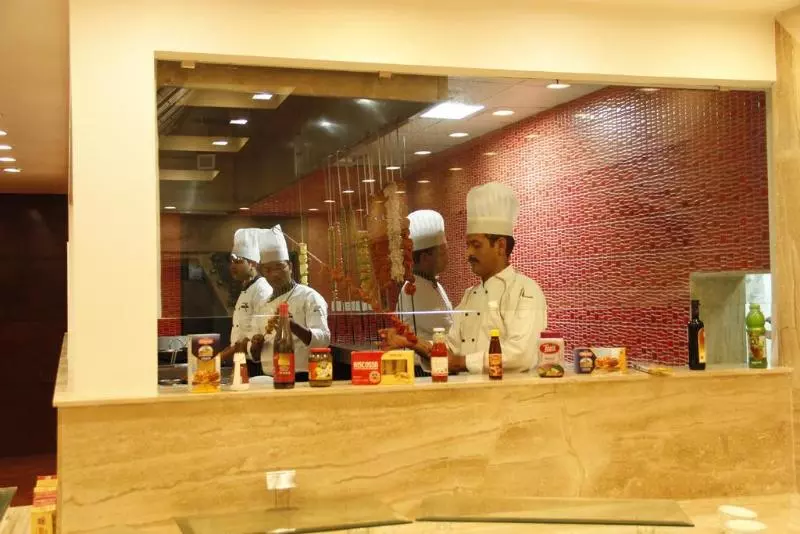 هتل Country Inn & Suites By Radisson Bathinda