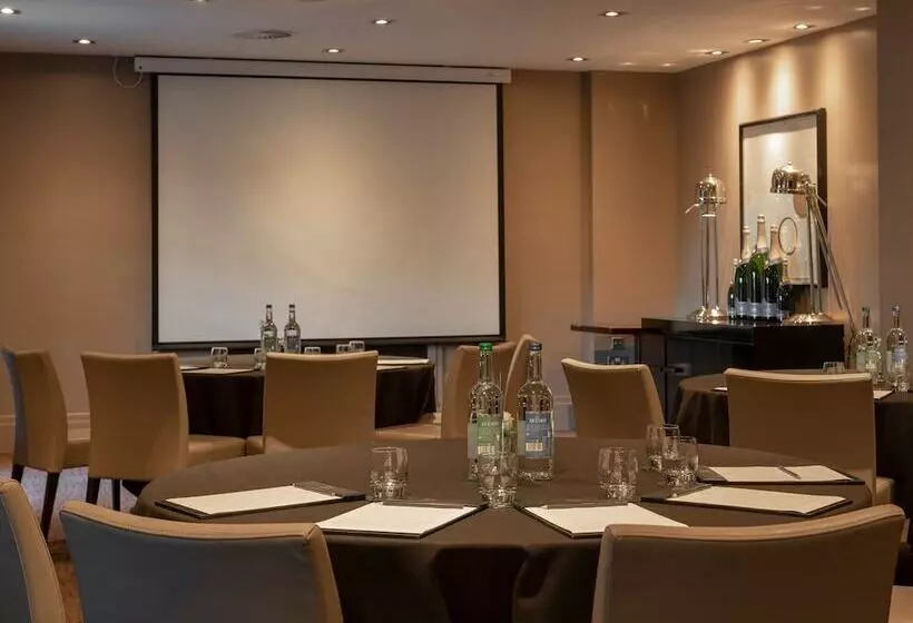 ホテル Dakota Edinburgh