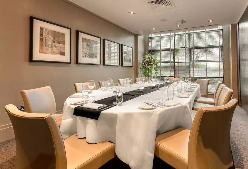 ホテル Dakota Edinburgh