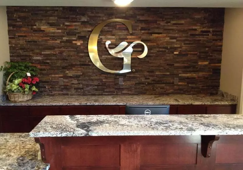 Grandstay Hotel & Suites   Glenwood