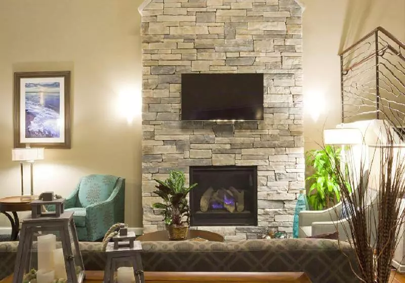 Grandstay Hotel & Suites   Glenwood