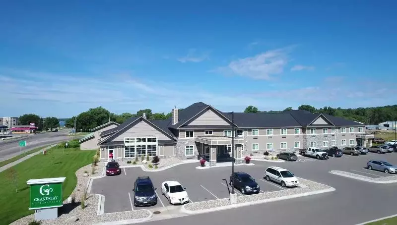 Grandstay Hotel & Suites   Glenwood