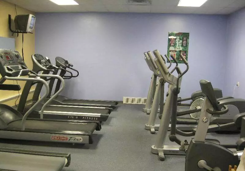 Grandstay Hotel & Suites   Glenwood