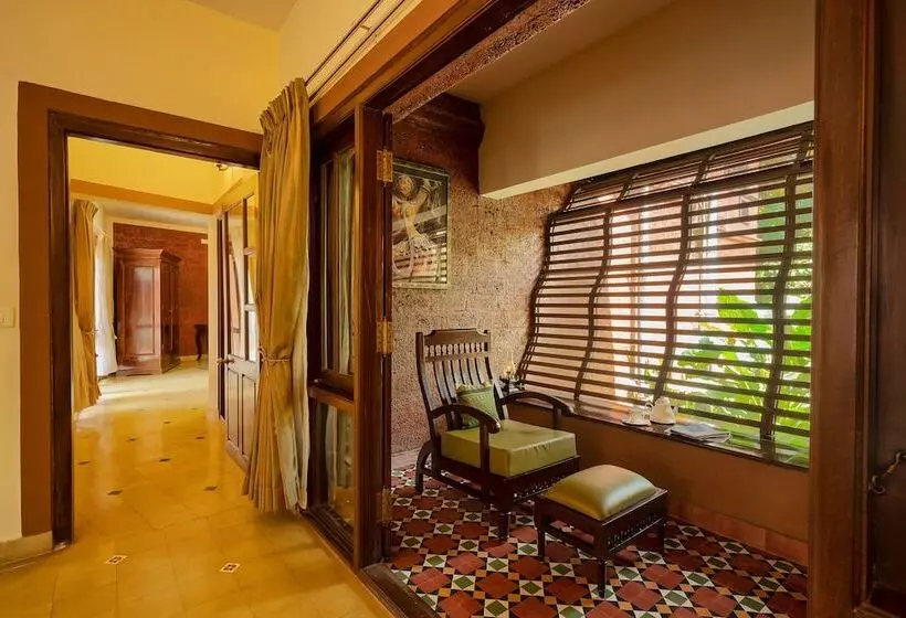 Hotel Hoysala Village Resort