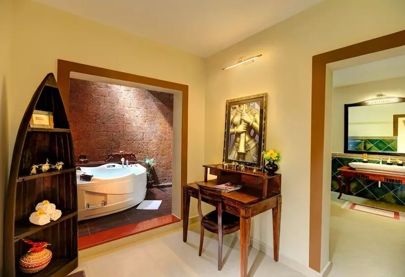 Hotel Hoysala Village Resort