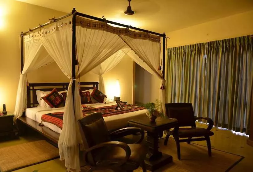 Hotel Hoysala Village Resort