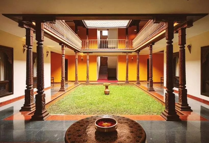 Hotel Hoysala Village Resort