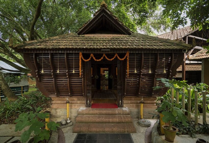 ホテル Hoysala Village Resort