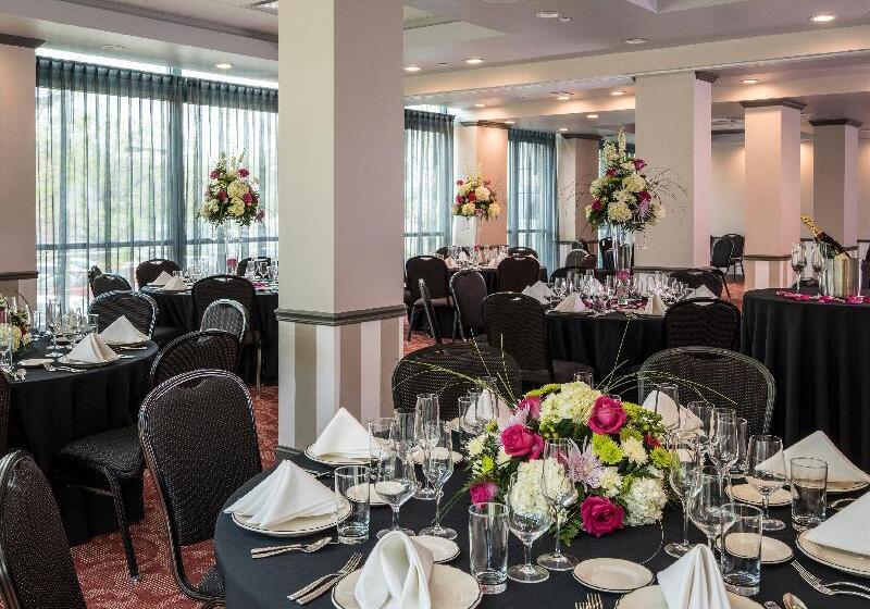 فندق Indigo Pittsburgh East Liberty, An Ihg