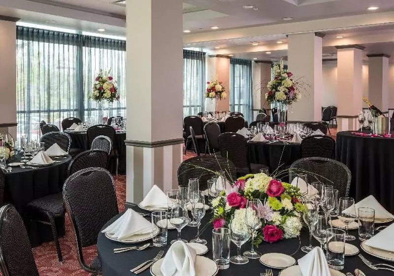 ホテル Indigo Pittsburgh East Liberty, An Ihg