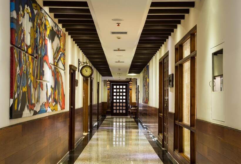 Hotel Jc Residency Madurai