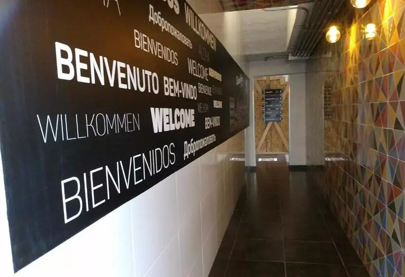 Отель Mx Más Roma