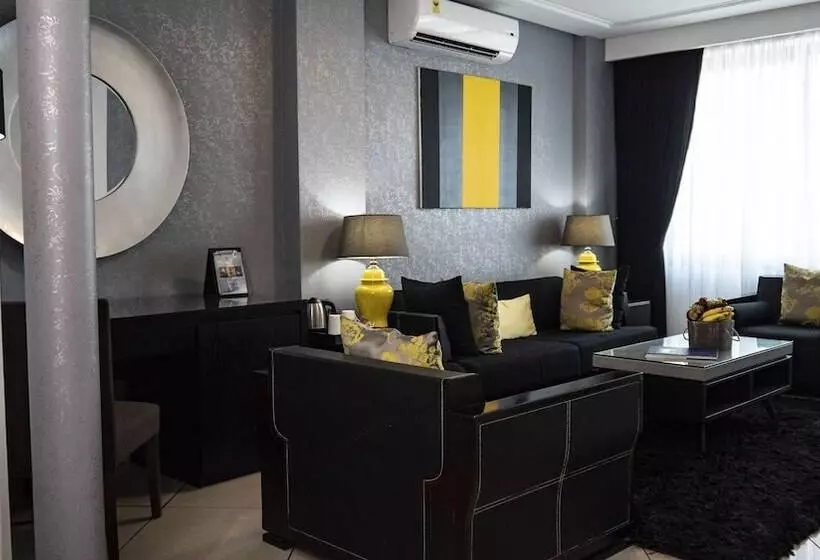 Oak Plaza Hotels East Airport