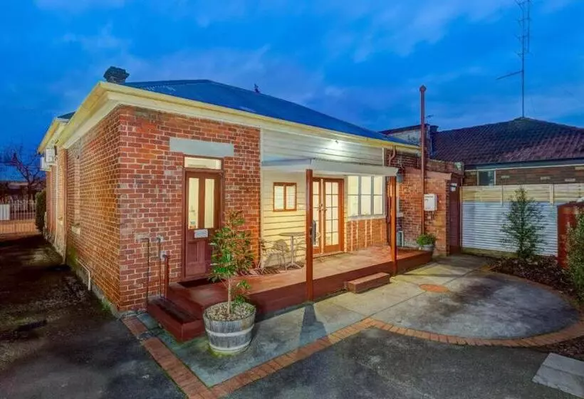 Hotelli Seymours On Lydiard