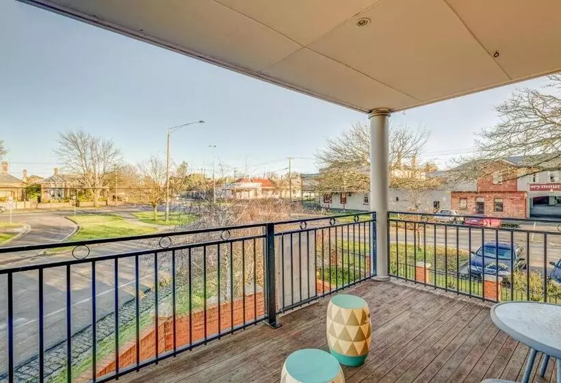 Hotelli Seymours On Lydiard