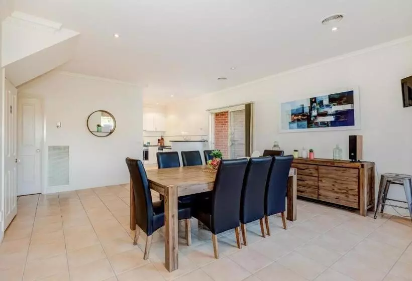 Hotelli Seymours On Lydiard