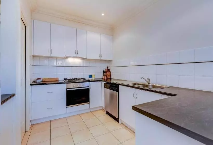 Hotelli Seymours On Lydiard