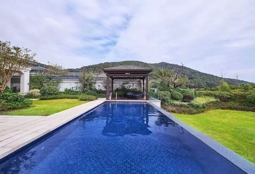 ホテル The Westin Zhujiajian Resort, Zhoushan