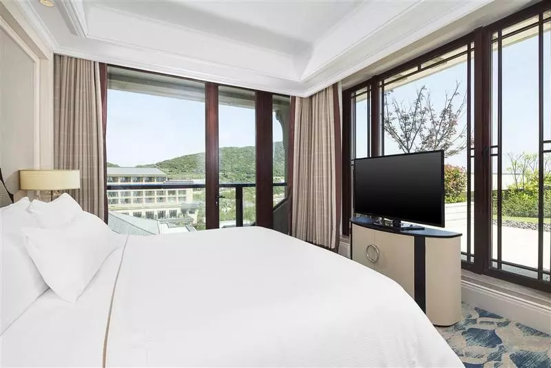 ホテル The Westin Zhujiajian Resort, Zhoushan