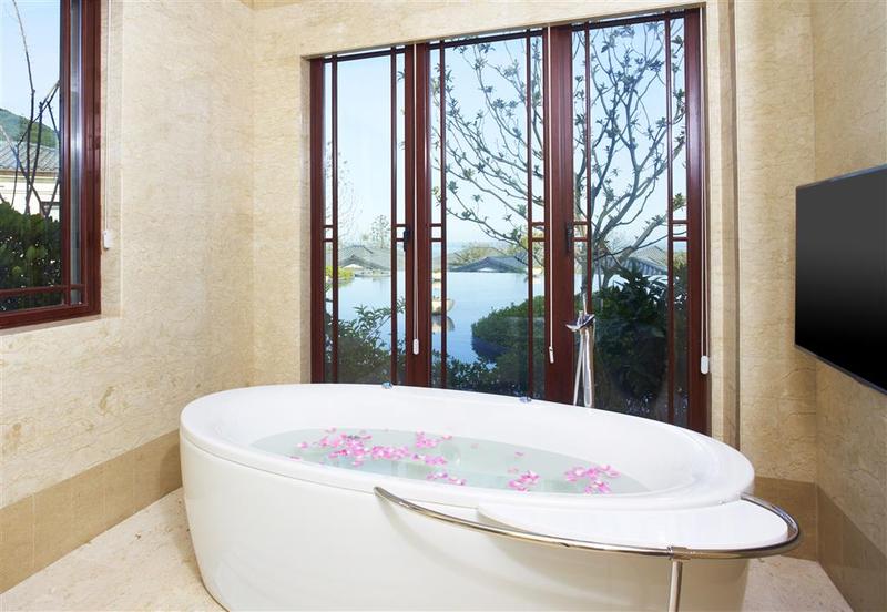 בית מלון כפרי The Westin Zhujiajian Resort, Zhoushan