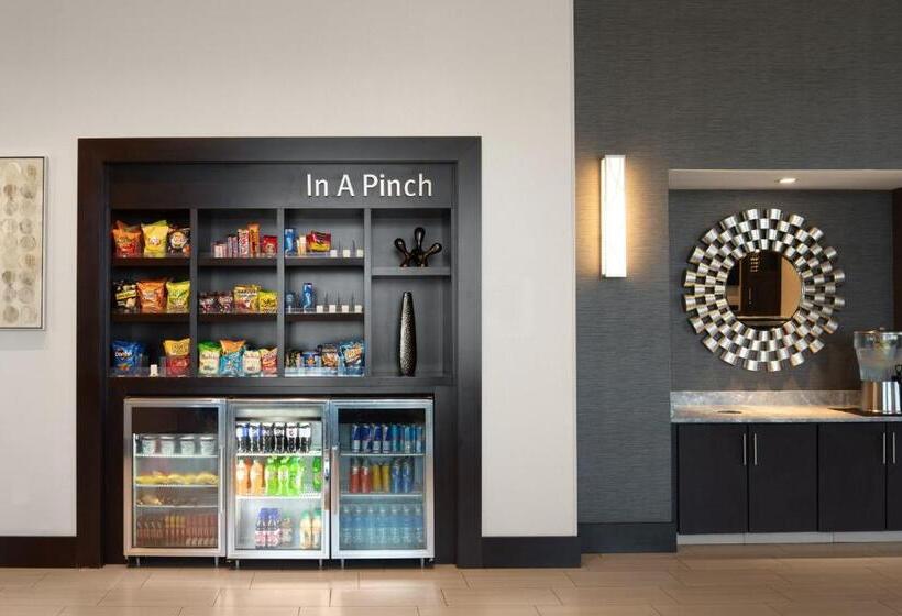 ホテル Towneplace Suites By Marriott Boston Logan Airport/chelsea