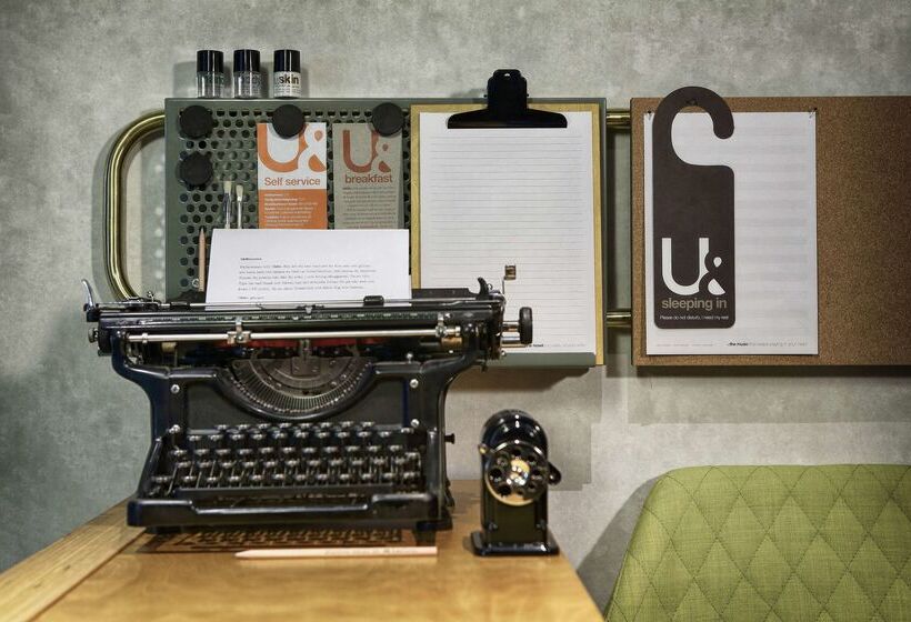 هتل U&me; Bw Signature Collection