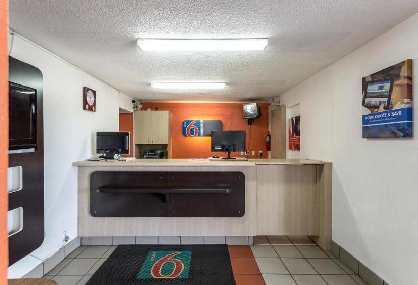 Motel 41 Evansville, In