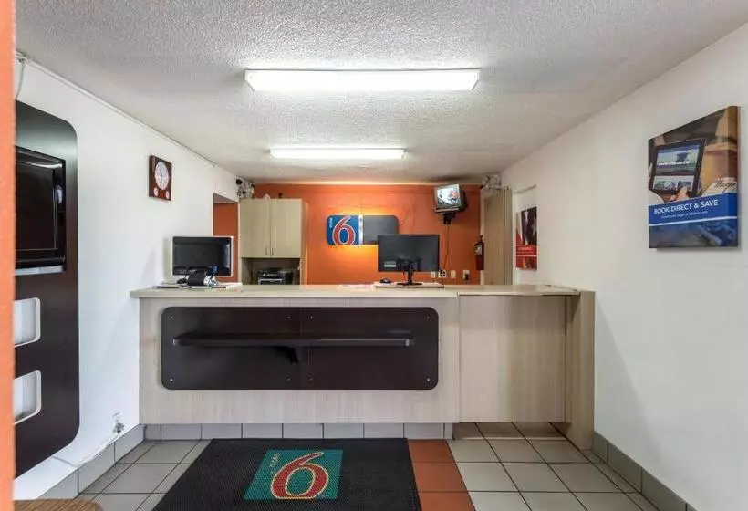 Motel 41 Evansville, In