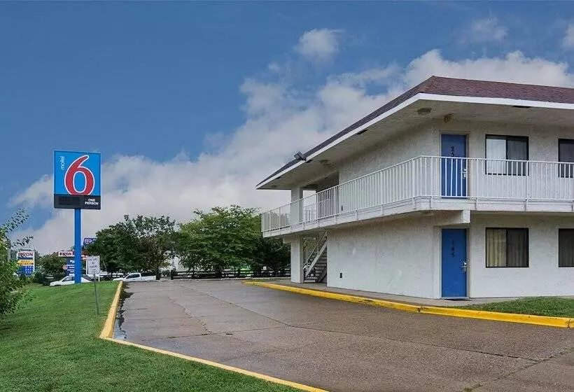 Motel 6 Fredericksburg, Va North