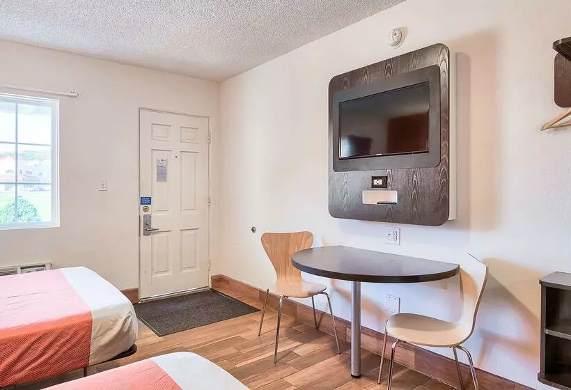 Motel 6 Harrisonburg, Va South