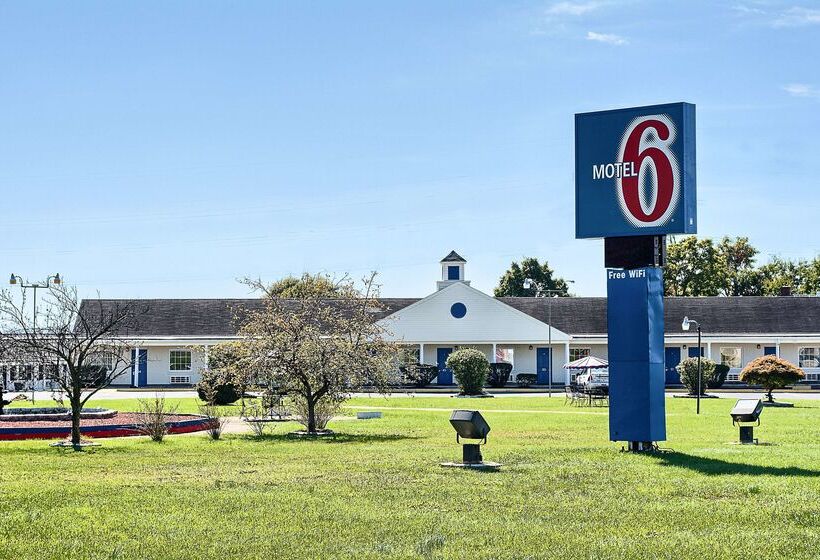 Motel 6 Harrisonburg, Va   South