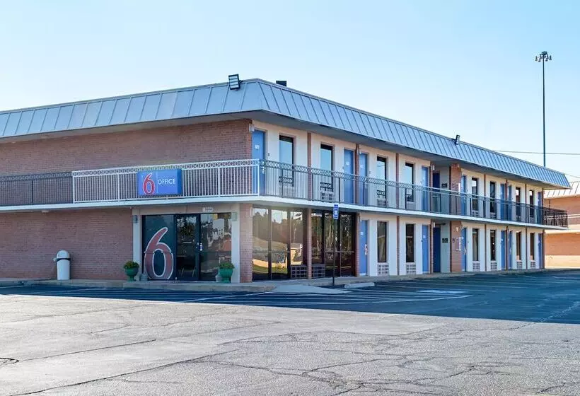 Motel 6 Perry, Ga