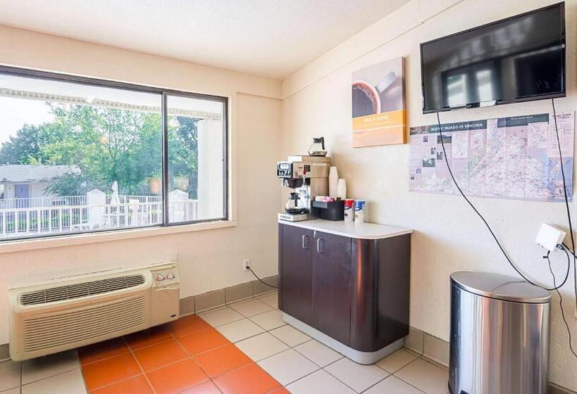 汽车旅馆  Rodeway Inn