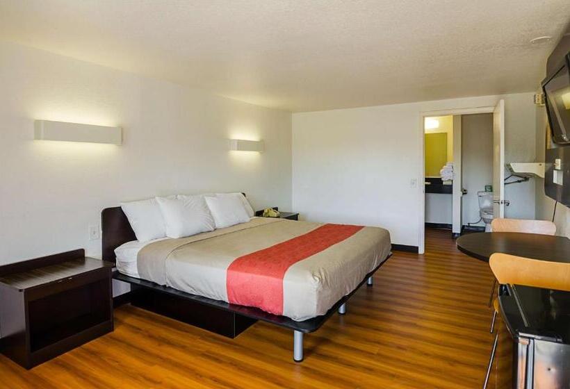 汽车旅馆  Rodeway Inn