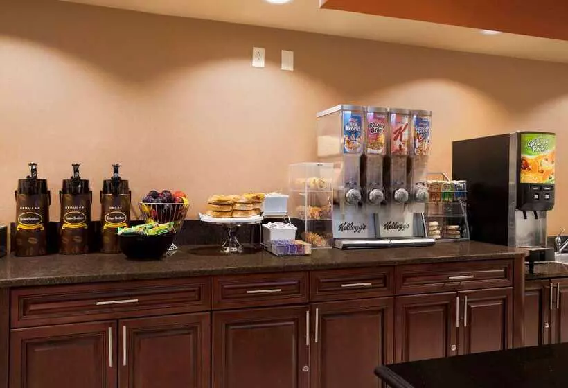 모텔 Super 8 By Wyndham Bronx