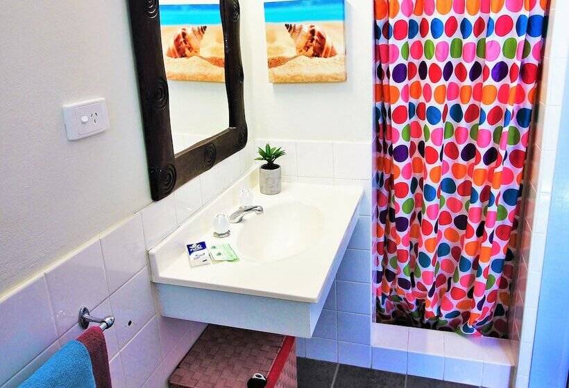 Ocean Paradise Holiday Units