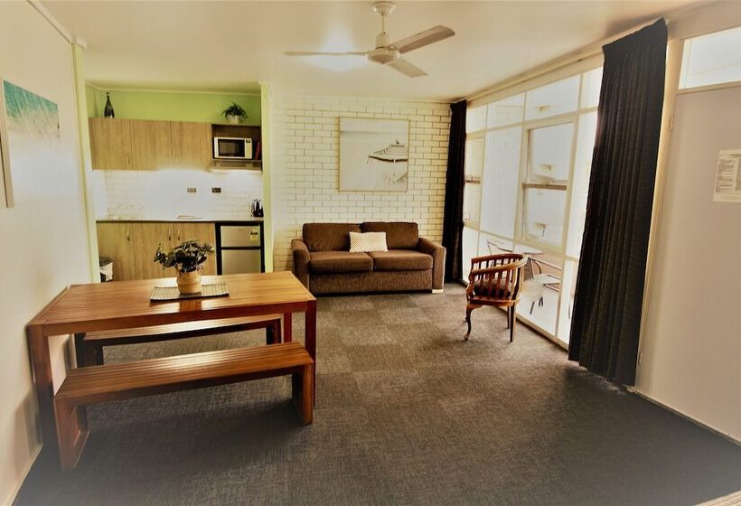 Ocean Paradise Holiday Units