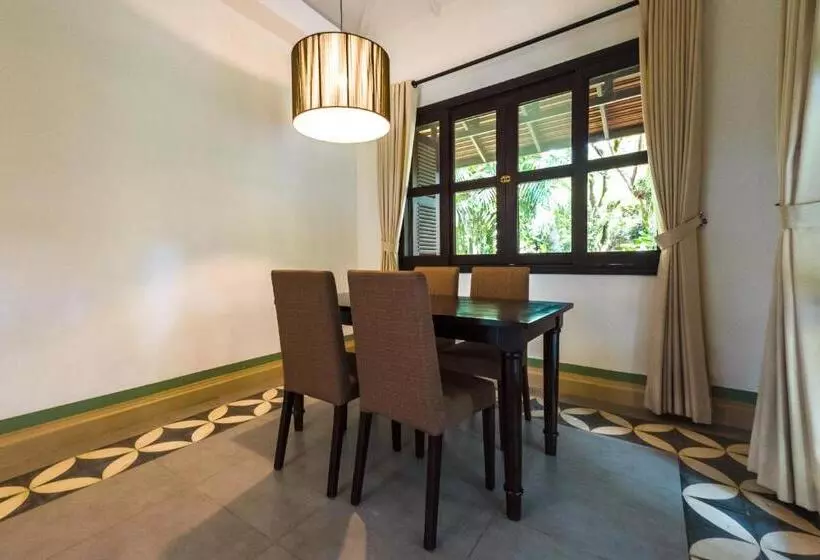 Samanea Beach Resort & Spa