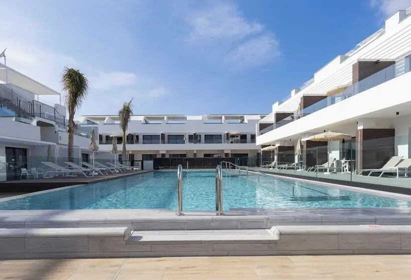 Esmeralda Cotillo Homes By LIVVO