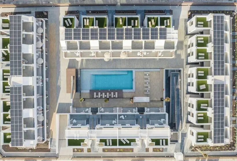 Esmeralda Cotillo Homes By LIVVO