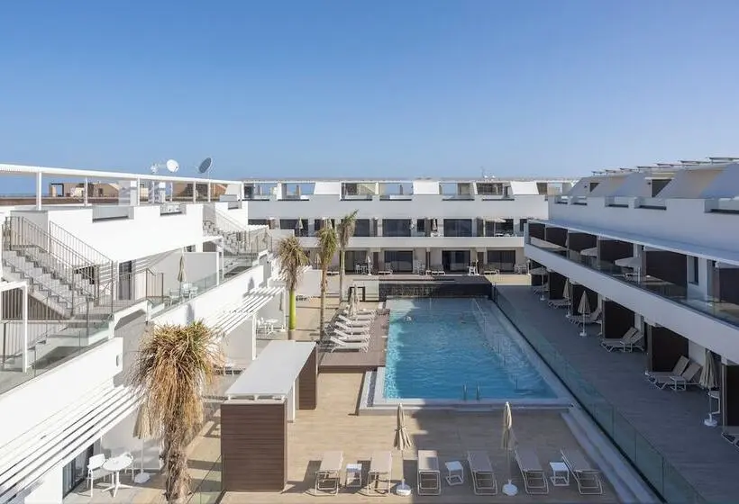 Esmeralda Cotillo Homes By LIVVO