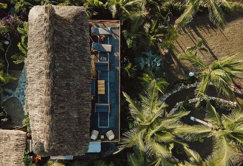 فندق Casa Joseph Zicatela   Adults Only