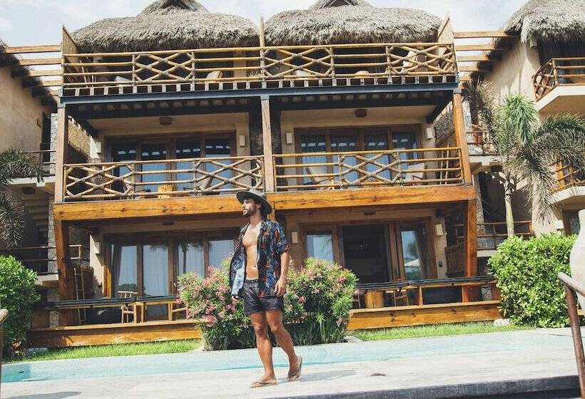 فندق Casa Joseph Zicatela   Adults Only