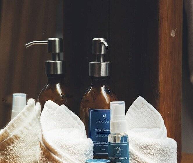 فندق Casa Joseph Zicatela   Adults Only