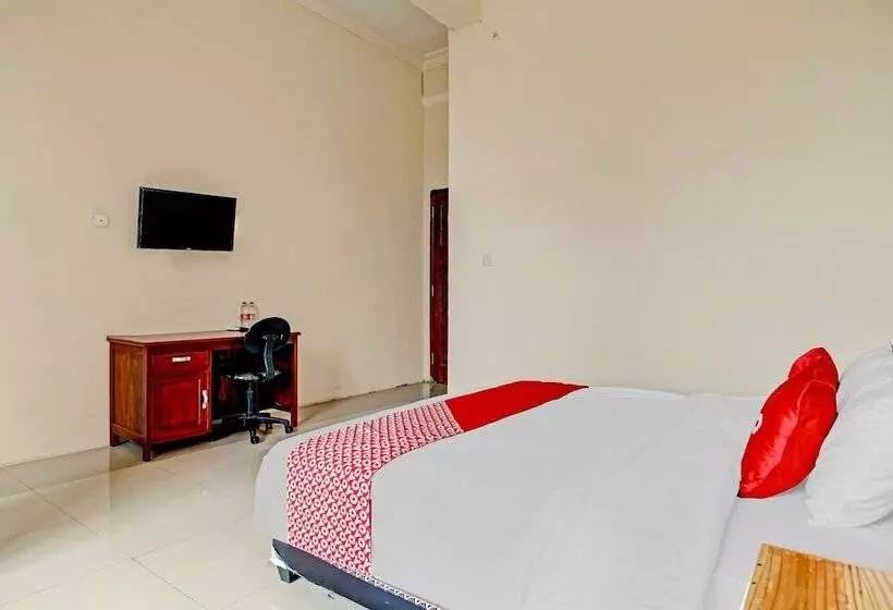 هتل Grand Redisa By Oyo Rooms