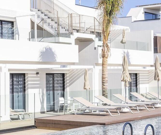 Esmeralda Cotillo Homes By Livvo