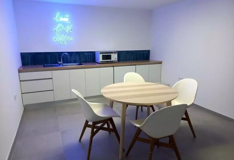 Esmeralda Cotillo Homes By LIVVO