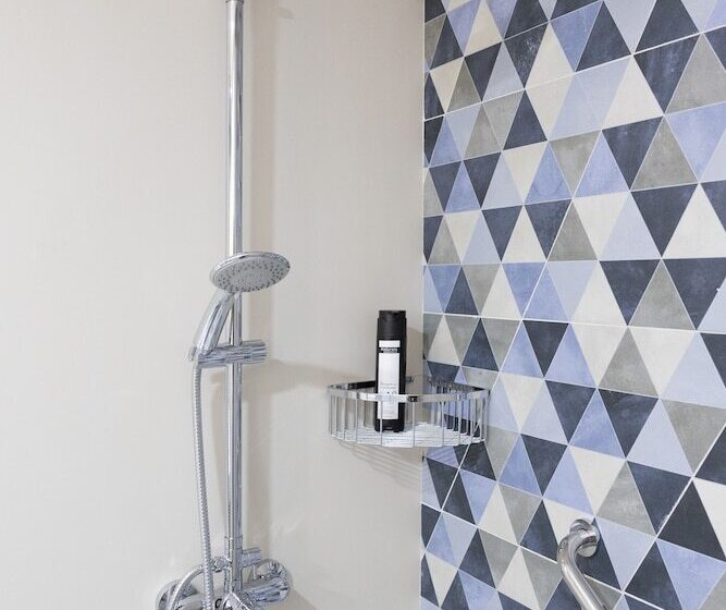 Esmeralda Cotillo Homes By Livvo