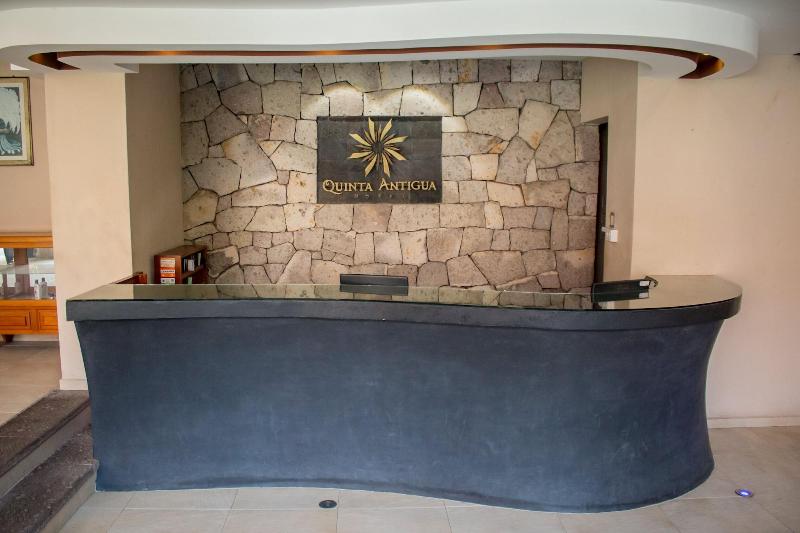 هتل Quinta Antigua